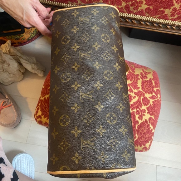 Louis Vuitton Monogram Montorgueil PM - Picture 16 of 16